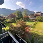 アパート Appartments 220 メラウ